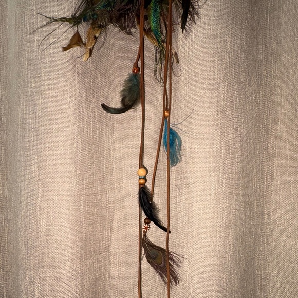 Gypsy Junque | Feather & Floral Headdresses | 3 Pieces - Picture 4 of 16